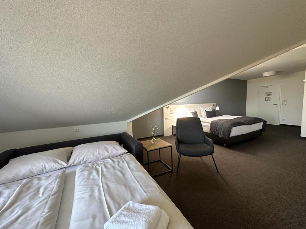 Alpengluehen Smart Hotel Olching Bagian luar foto